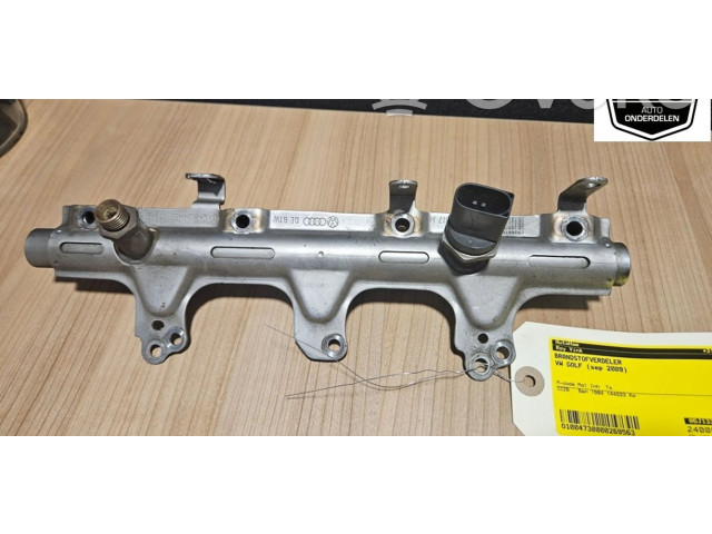 Топливная рампа 06J133317M, 06J133317M Volkswagen Golf VI для двигателя CAVD