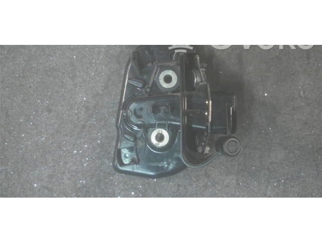 Zámek zadních dveří 7H0843604K, 7E0843604E Volkswagen Caddy 2005