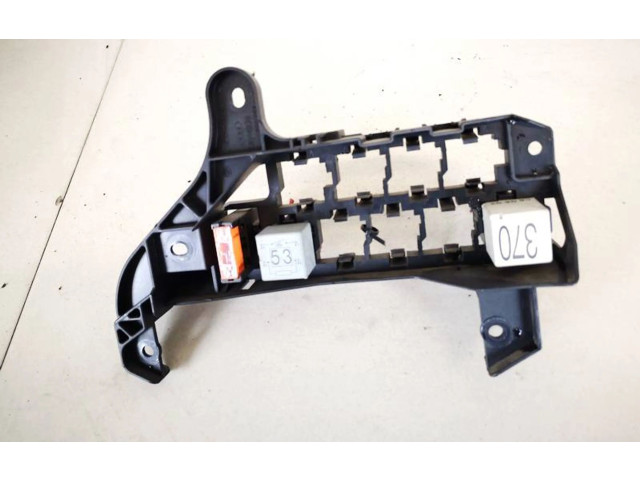 Блок предохранителей 8z1937503 Audi A2