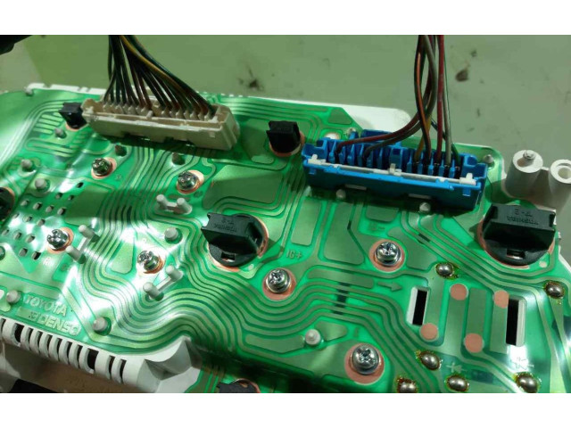 Přístrojová deska Toyota Celica T200 1998 8320020781