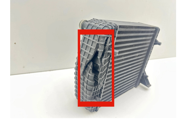 Интеркулер 670039351 Maserati Ghibli