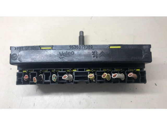 Pojistková skříňka 9636079380 Citroen Berlingo 2010