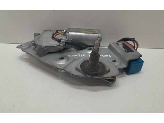 Моторчик заднего дворника 53202102    Citroen Xantia