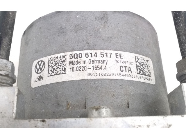 АБС Steuergerät 5Q0614517EE   Skoda  Karoq  2017 -  года