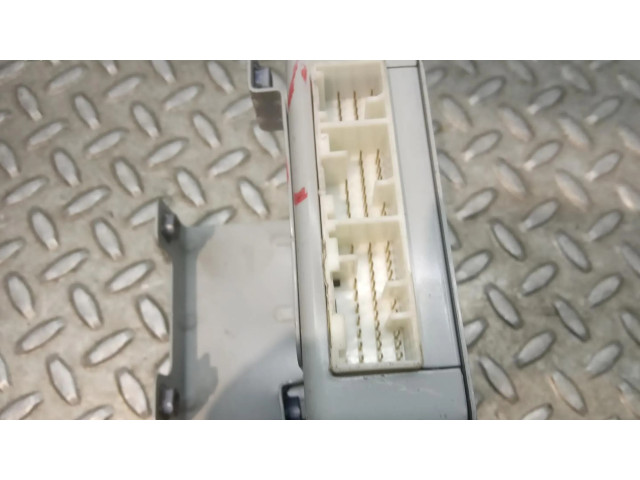 Блок управления 8712008B21   SsangYong Rexton