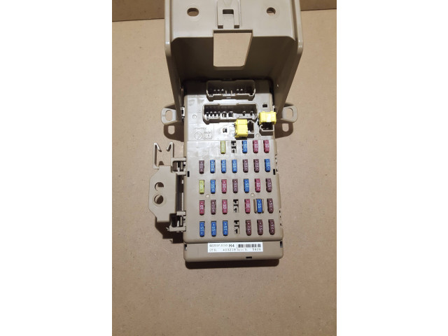 Блок предохранителей 82201FJ110   Subaru Forester SJ    