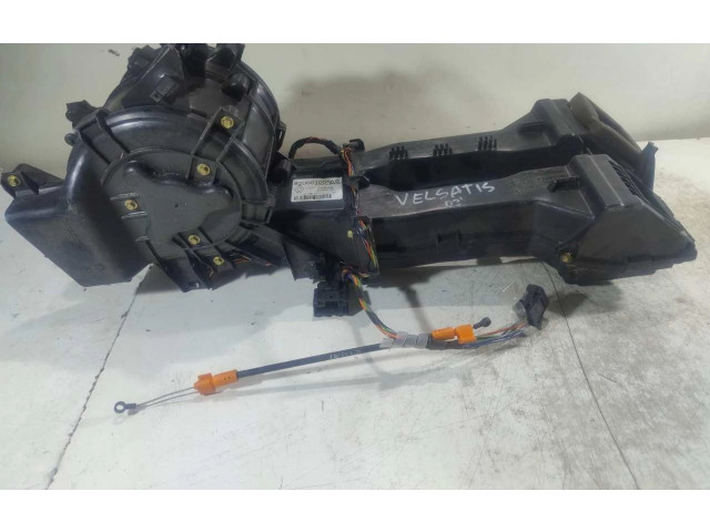 Вентилятор печки    8200010556   Renault Vel Satis