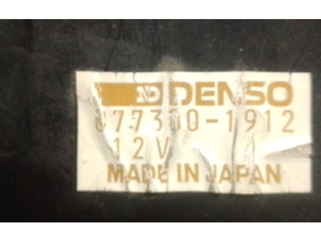 Блок предохранителей 0773001912, DENSO Mitsubishi Space Wagon
