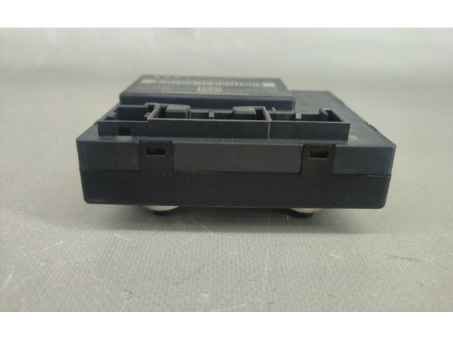 Řídící jednotka 4L0959795B Audi Q7 4L 2008