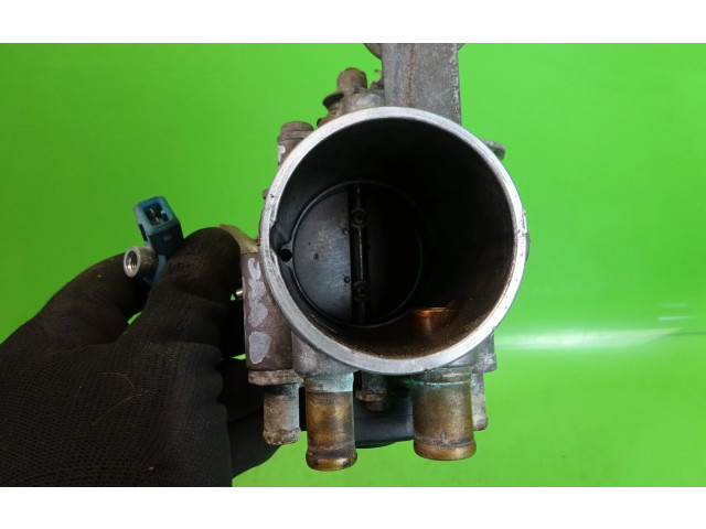 Дроссель Saab 900