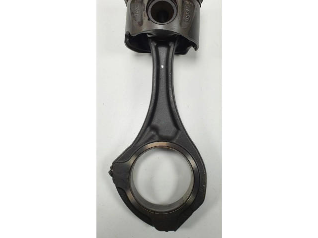 Píst 642950 Mercedes-Benz R W251