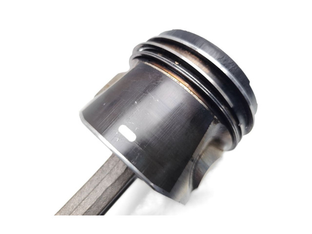  Поршень с шатуном D5204T2 D5204T2  Volvo V70  