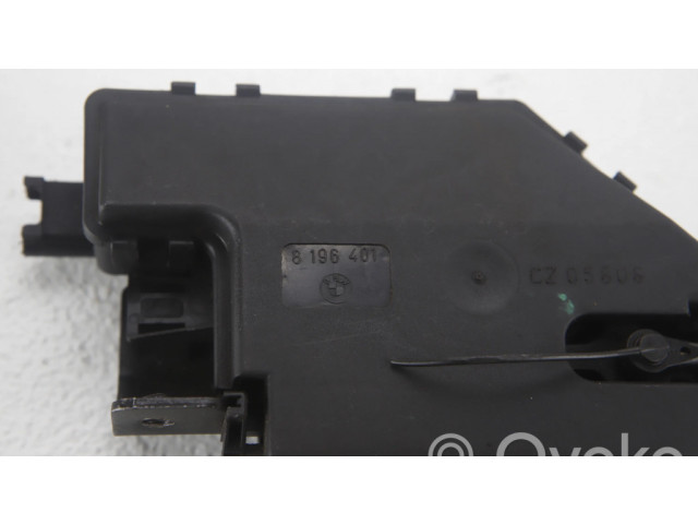 Zámek zadních dveří 8196401 BMW 3 E90 E91 2006
