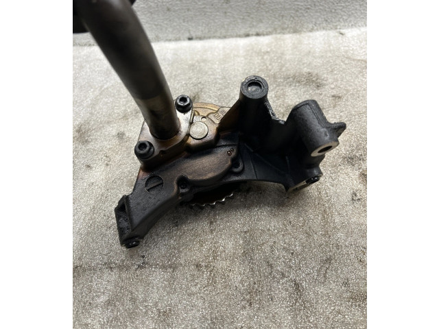 Масляный насос 06A115105B Volkswagen Golf IV