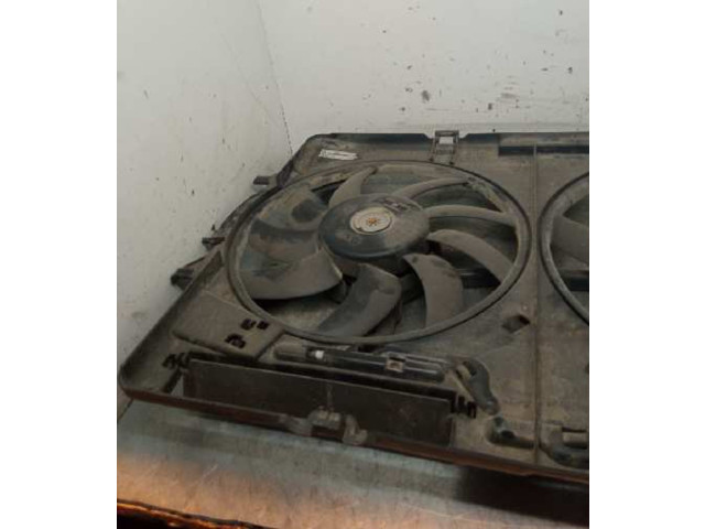 Вентилятор радиатора 8K0121003G Audi Q3 F3