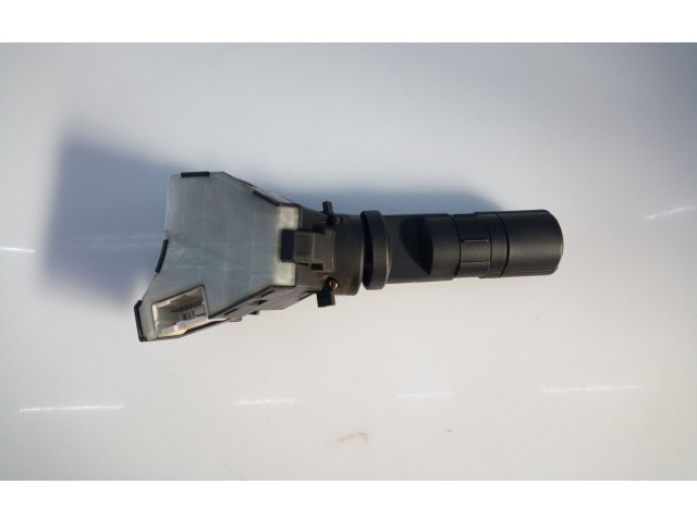 Ручка стеклоочистителей 25260EA000, E3-B4-22-1 Nissan Pathfinder R51