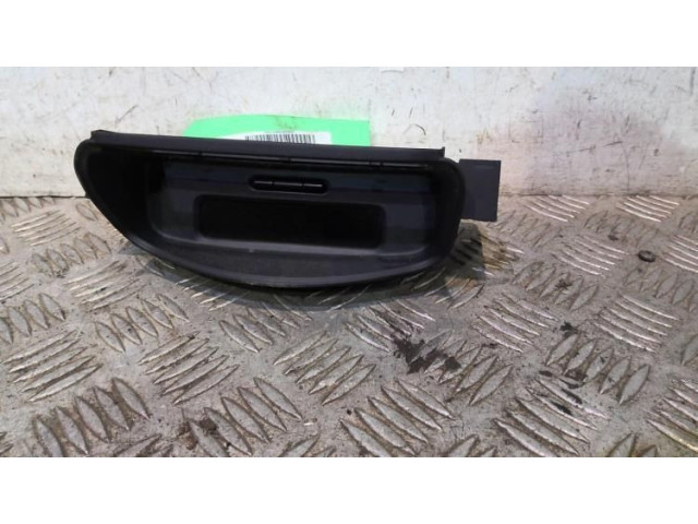 Дисплей    8200622637   Renault Clio II