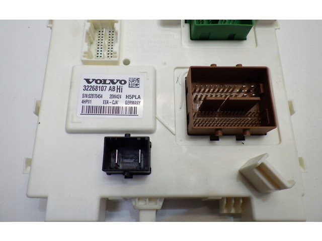 Модуль управления BSM 32268107 Volvo XC40