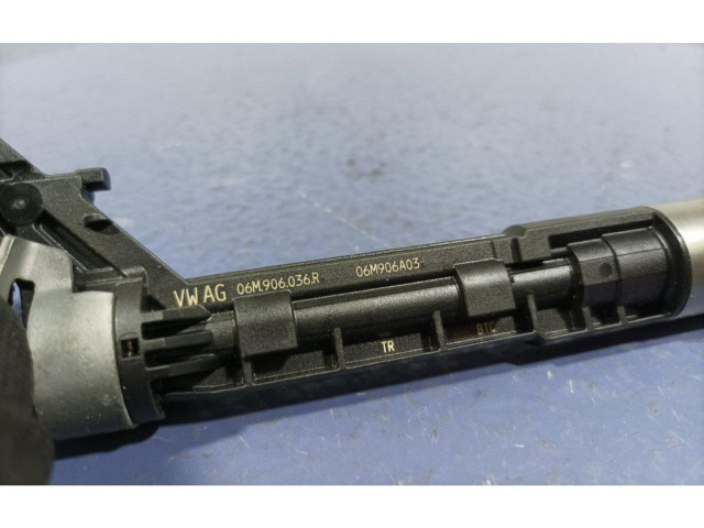 Vstřikovač 06M906036R, 06M906036R Audi A8 S8 D2 4D