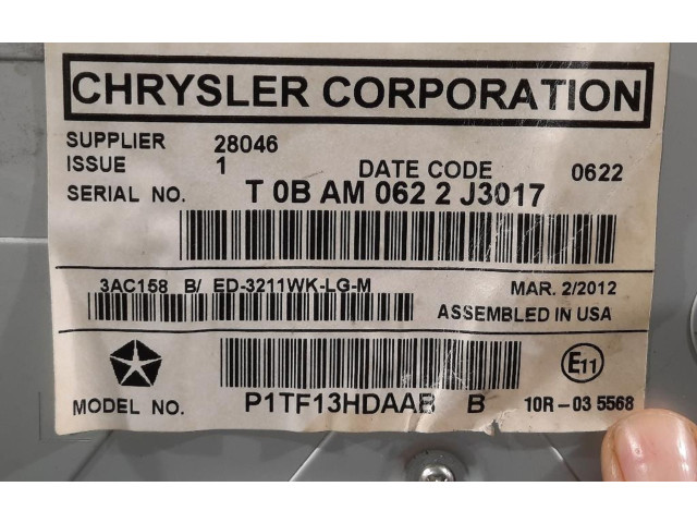 Дисплей       Jeep Grand Cherokee