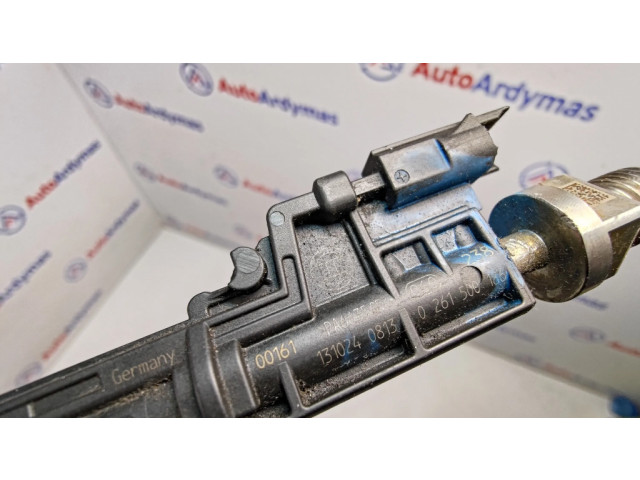 Vstřikovač 13537645956, 13538627842   BMW M5  pro benzínový motor 4.4 S63 