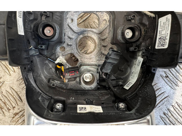 Руль Audi SQ7 2016 - года 4M0419689