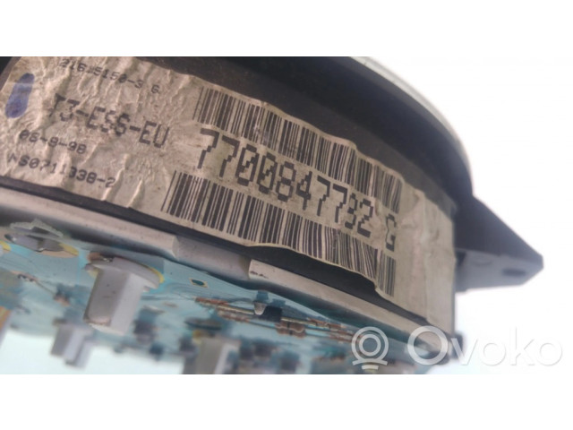 Přístrojová deska Renault Scenic I 1998 7700847782G, 215781612