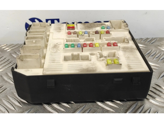 Pojistková skříňka Řídící jednotka BSM 284B60168R, 519331E01 Renault Megane III 2012