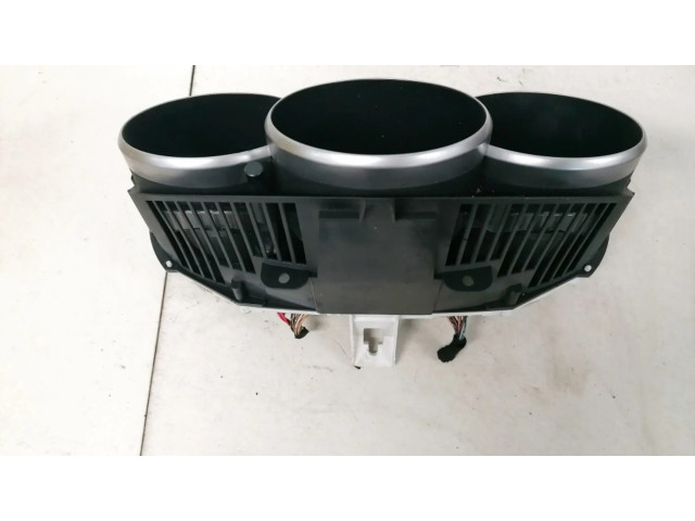 Панель приборов Mazda 3 I