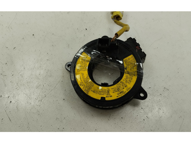 Подушка безопасности водителя Z10M940235 Mazda 323