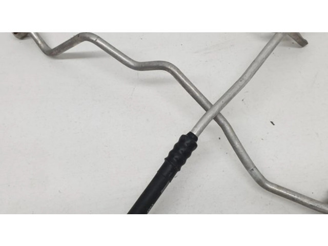 Трубка (трубки)/ шланг (шланги) кондиционера воздуха