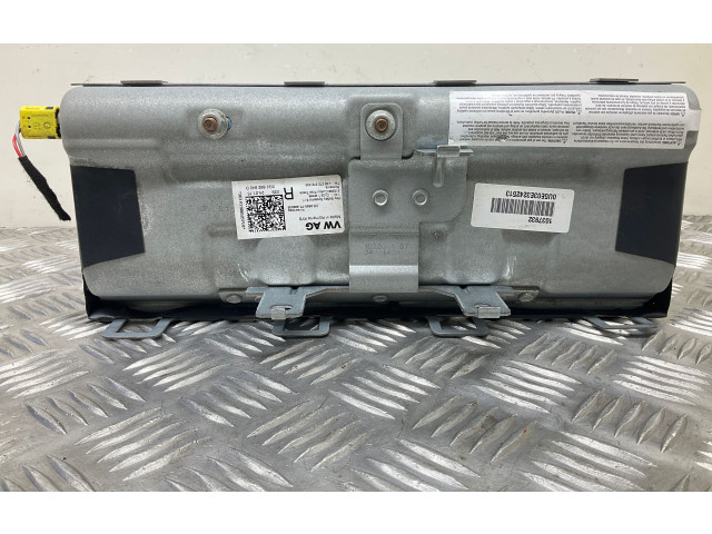 Подушка безопасности для колен 5G2880842D Skoda Octavia Mk3 (5E)
