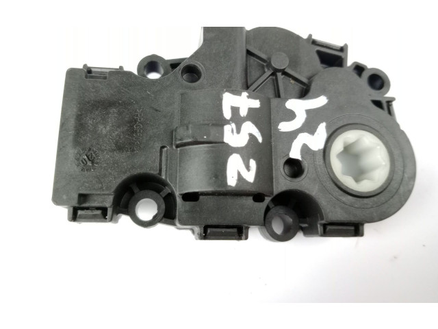 Вентилятор печки    EGP0001   Audi Q8