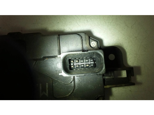 Передний замок