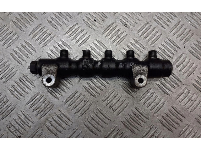 Топливная рампа 9654592680   Mazda 3 I  