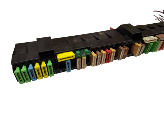 Pojistková skříňka BMW 5 E39 1999