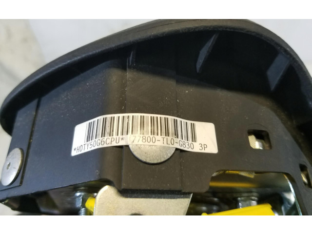 Подушка безопасности водителя    Honda Accord