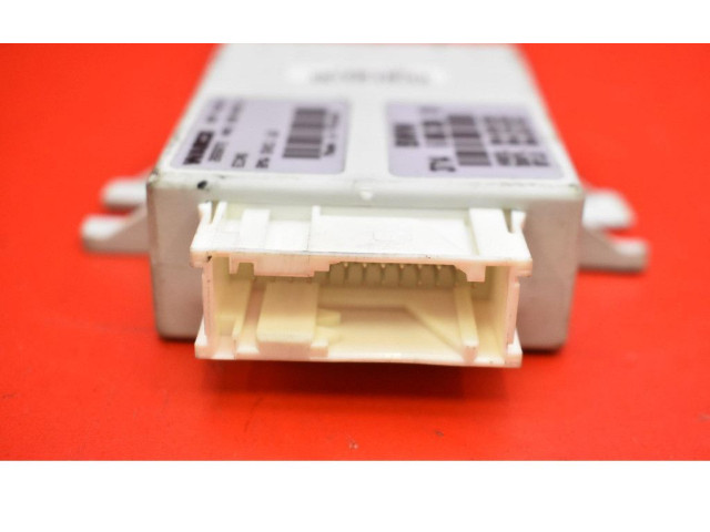 Řídící jednotka 686038601, 686038601 BMW 5 F10 F11 2015