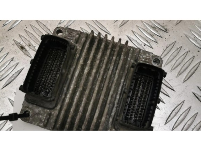 Блок управления двигателя 12249828, 8973258947 Opel Meriva A