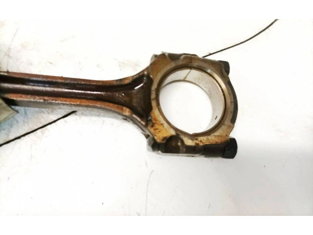 Поршень с шатуном Nissan Almera N16