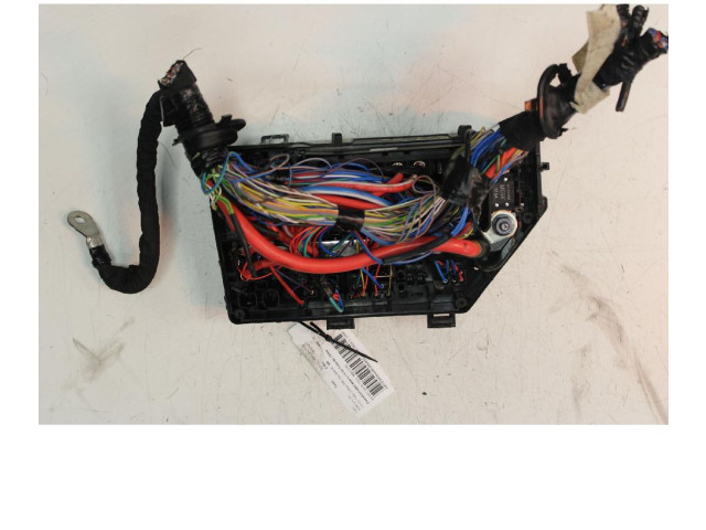 Блок предохранителей 8888752265 Volvo XC40