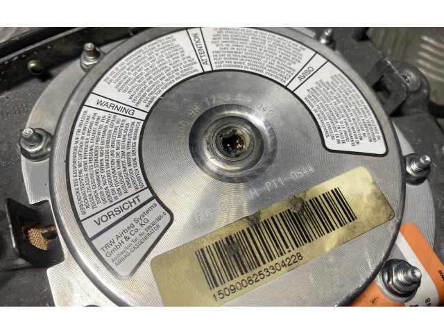 Подушка безопасности водителя 9206137, A200282951308   Volvo V70