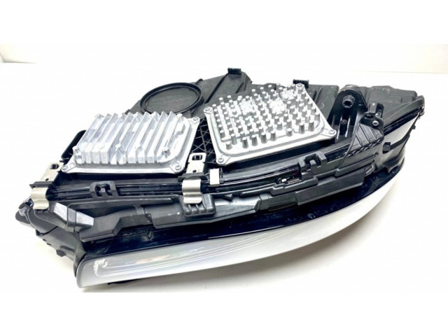 Передняя фара