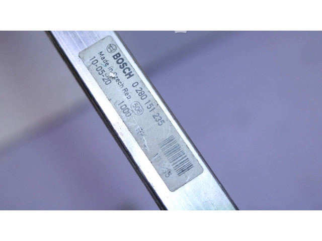 Vstřikovací lišta 0280151235 Fiat Punto (199)