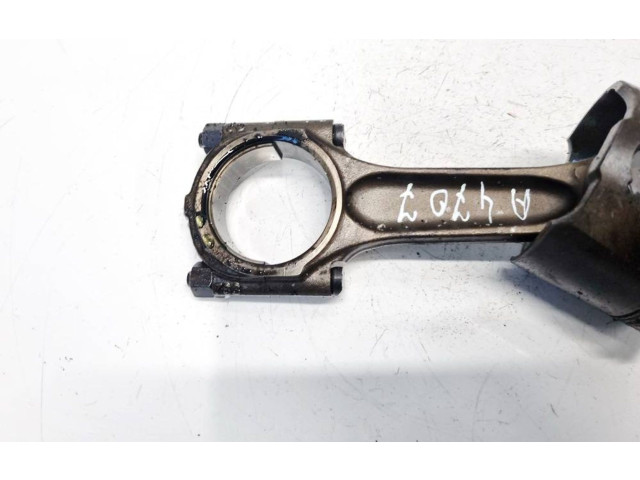  Поршень с шатуном    Lancia Phedra  