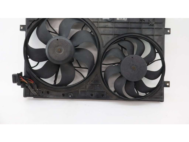 Вентилятор радиатора     8N0121205B    Audi TT Mk1 