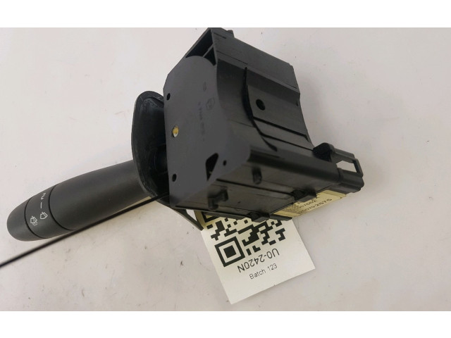 Ручка стеклоочистителей 6001551355 Dacia Logan I