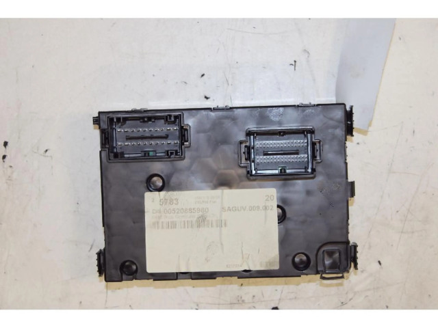 Блок предохранителей    Jeep Renegade    