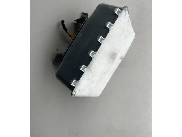 Подушка безопасности пассажира    Alfa Romeo Giulia