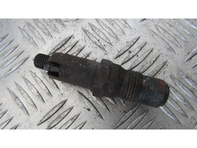 Vstřikovač LCR6733101C   Opel Kadett E  pro naftový motor 1.7  